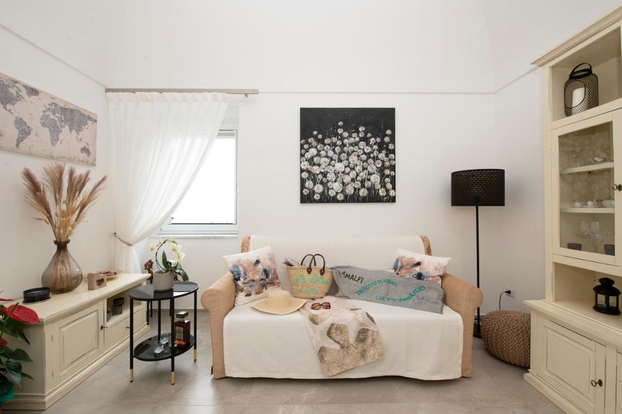 アマルフィ La Casa Di Samヴィラ エクステリア 写真